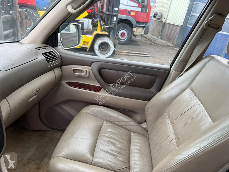 Furgoneta Toyota SUV - V8 - Petrol - 4x4 4WD -...