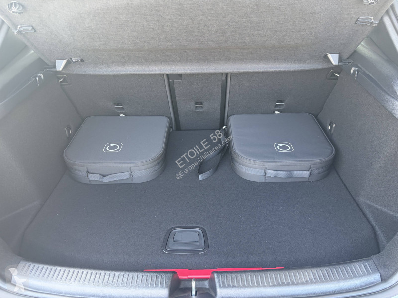 Véhicule utilitaire Mercedes Classe A 250 e...