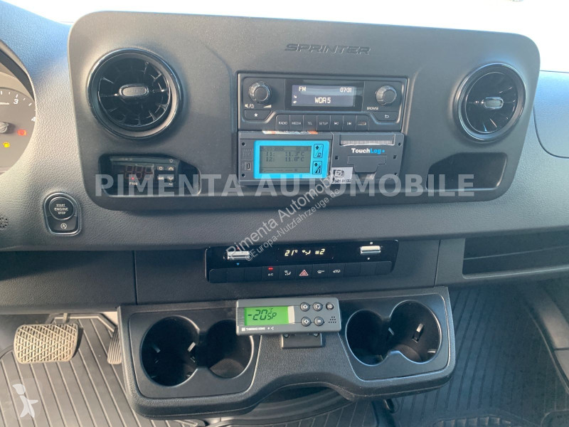 Mercedes 517/37 3,5t TK KOFFER -20° AUT BPM...