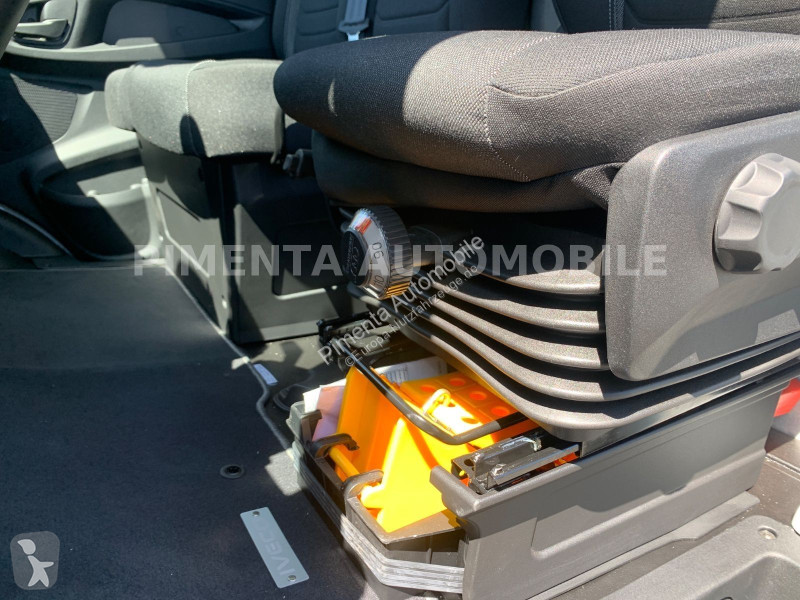 Furgoneta Iveco 70C18H PRITSCHE 4,80m x 2,35mB AHK