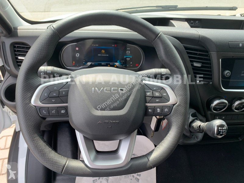 Furgoneta Iveco 70C18H PRITSCHE SIEBD KISTE...
