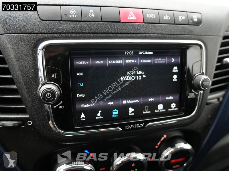 Лекотоварен автомобил Iveco 35C18 3.0L Automaat...