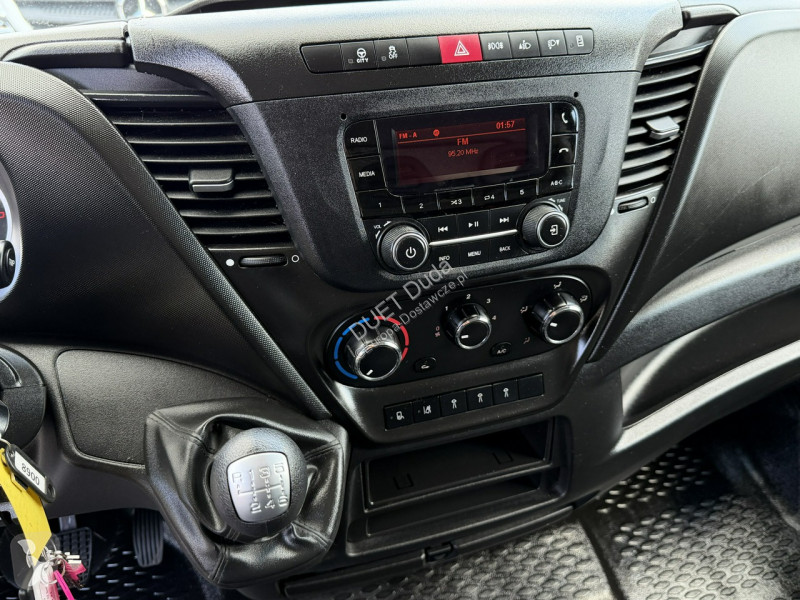 Лекотоварен автомобил Iveco