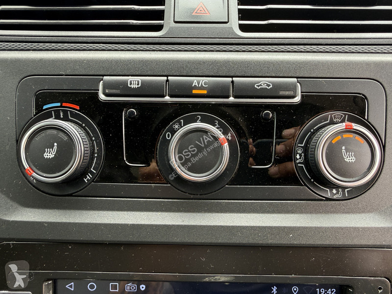 Samochód dostawczy Volkswagen 37kWh 113PK L2H1...