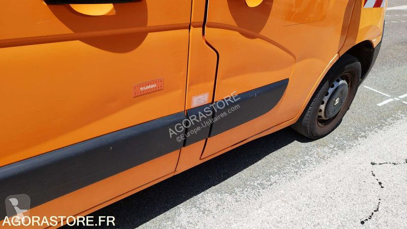 عربة نفعية Renault MASTER