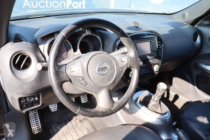 Autoutilitară Nissan