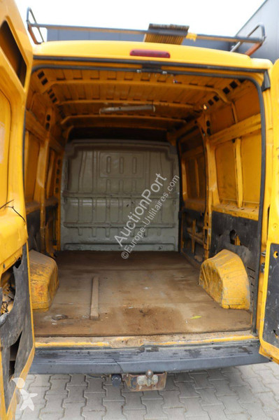 Véhicule utilitaire Peugeot