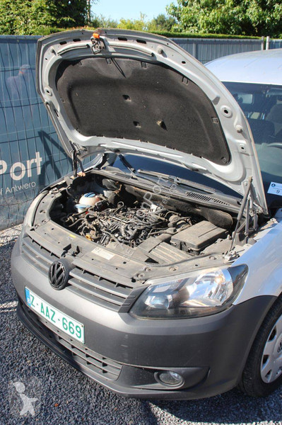 Furgoneta Volkswagen Kombi Maxi