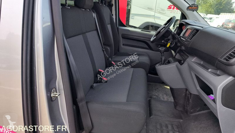 Véhicule utilitaire Opel ZAFIRA