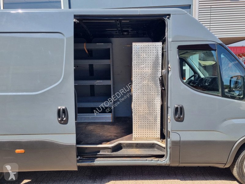 Furgoneta Iveco 35C18 3.0D 180PK L4H2 N1...