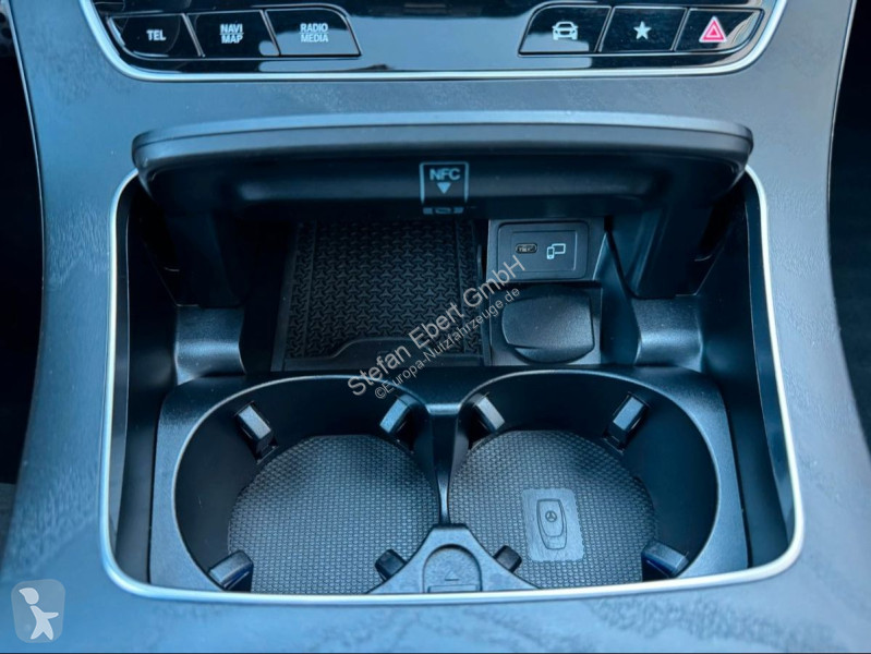 Mercedes E 300 d  T 4M A...