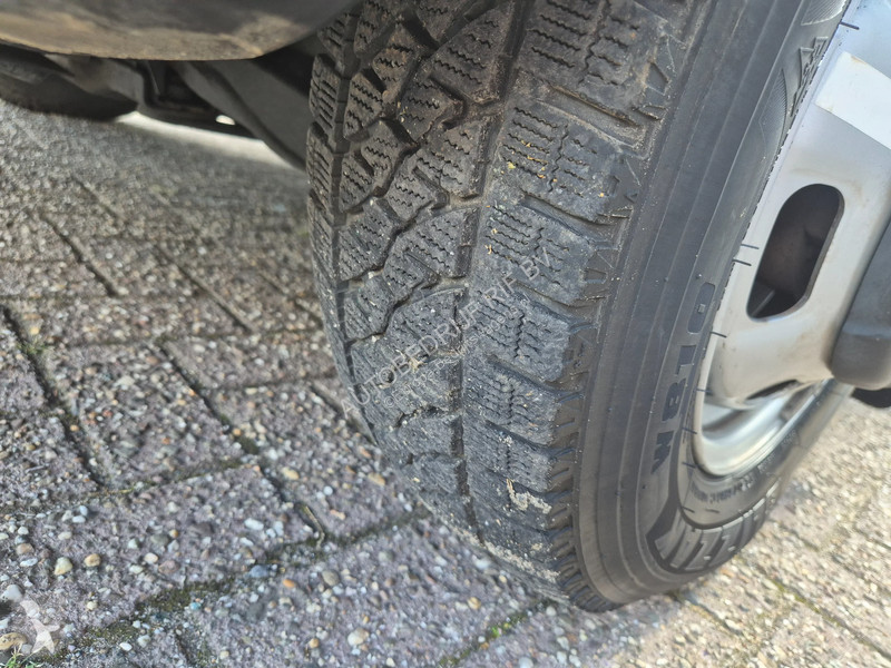 Furgoneta Iveco 35C18 N1/ Oprijwagen/ 2.3T...