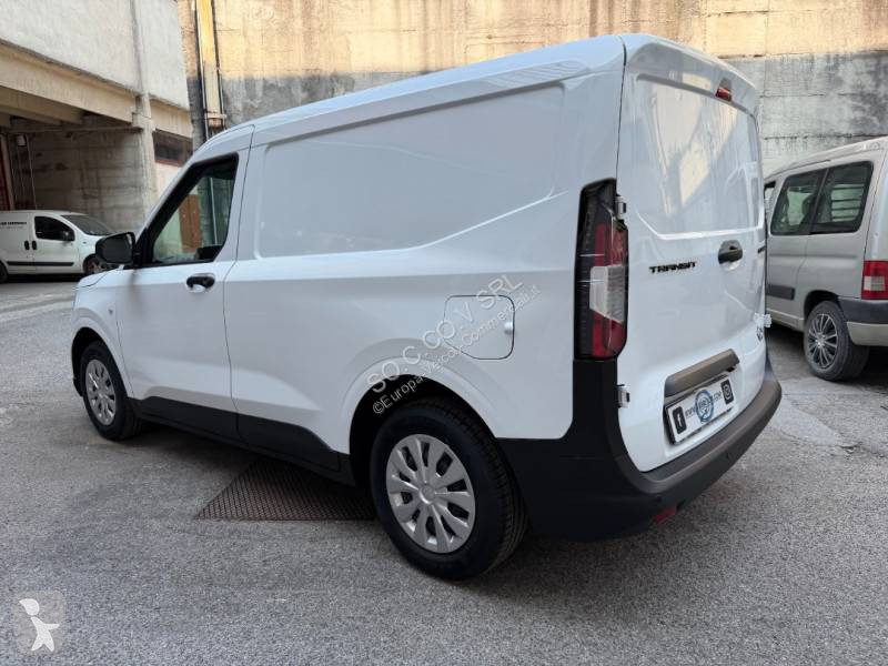 Комерційні автомобілі Ford