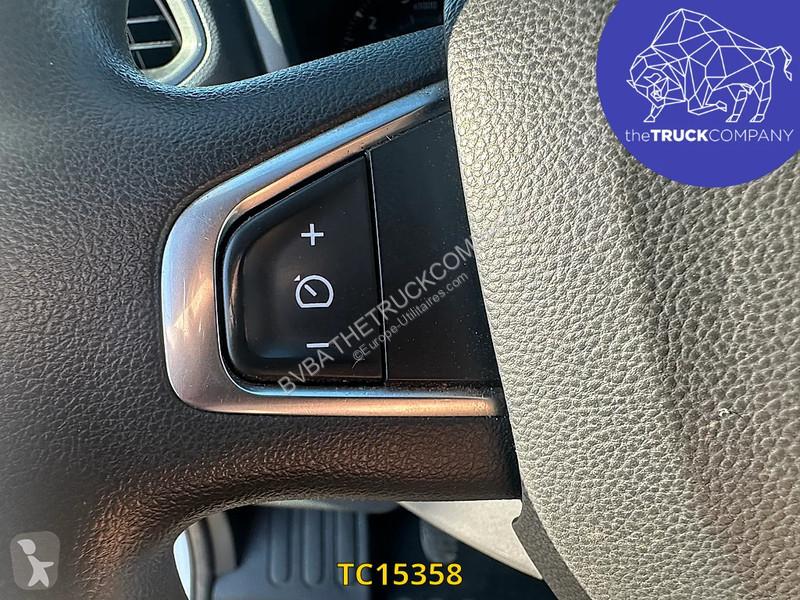 Véhicule utilitaire Renault 145.35 klubb