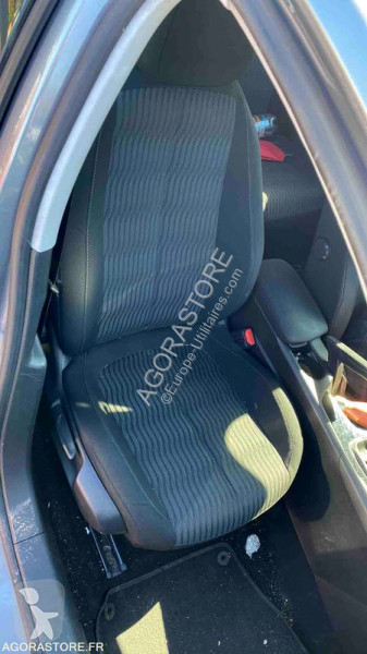 Véhicule utilitaire Peugeot 308