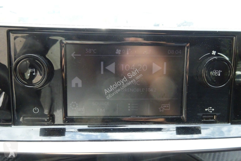 Véhicule utilitaire Peugeot STE 1,5 HDI 100