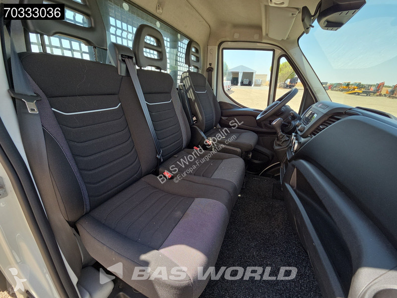 Véhicule utilitaire Iveco 35C18 3.0L Automático...