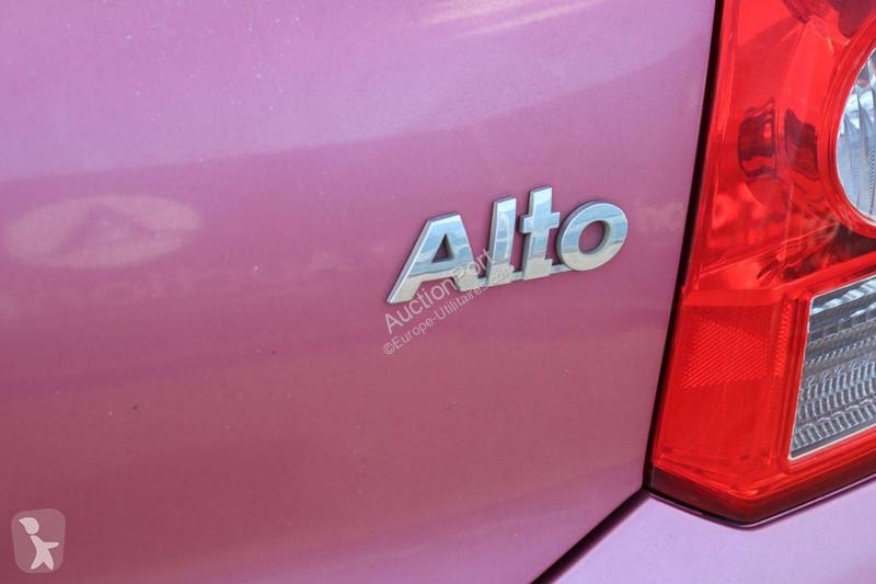 Véhicule utilitaire Suzuki  Altro