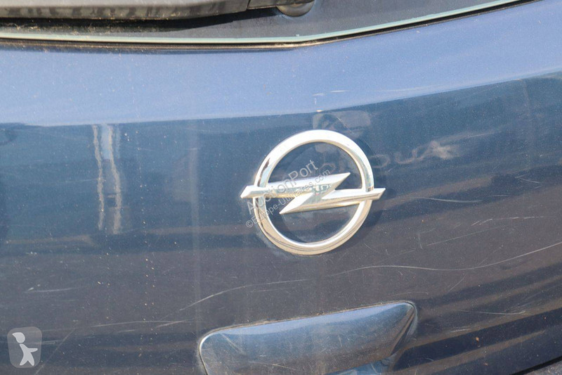 Véhicule utilitaire Opel