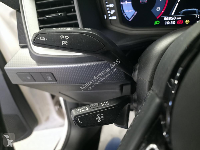 Véhicule utilitaire Audi Allstreet 1.0 30 TFSI...