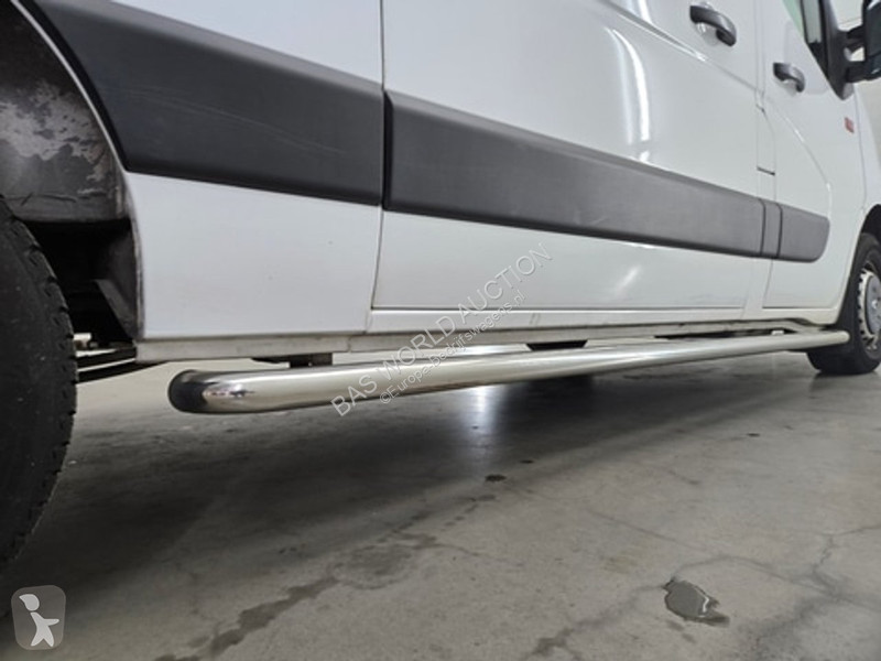 Bedrijfswagen Renault T35 2.3 dCi L2H2