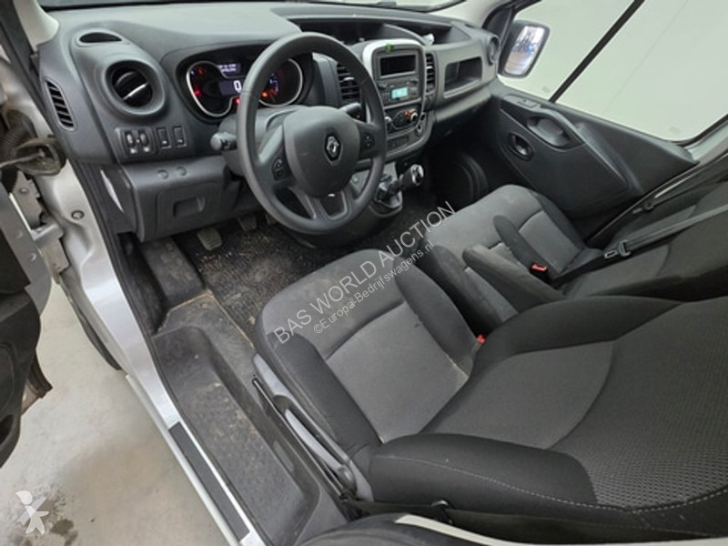 Veículo utilitário Renault 1.6 dCi T29 L2H1...