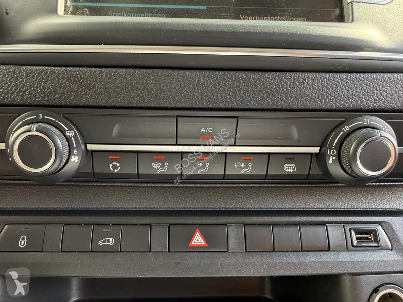 Véhicule utilitaire Peugeot 75 kWh 136PK L2H1...