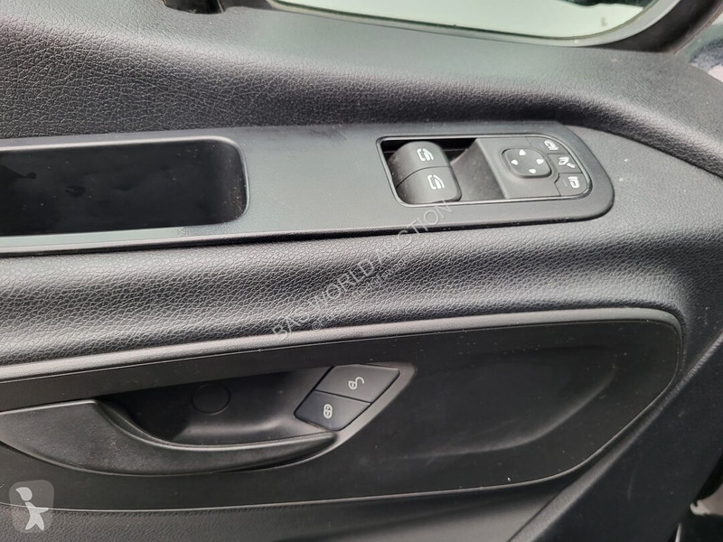 Véhicule utilitaire Mercedes 317 CDI