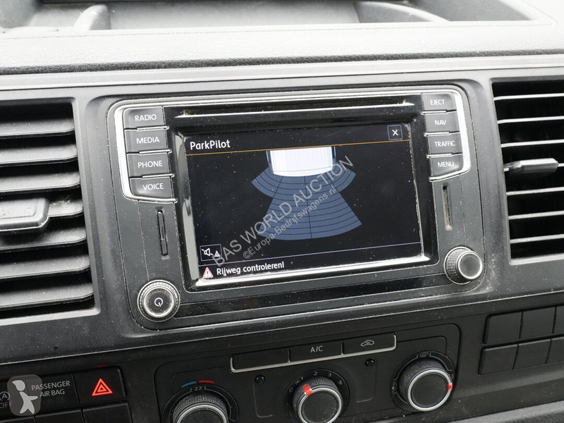 Véhicule utilitaire Volkswagen 150PK