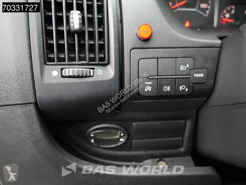 Véhicule utilitaire Peugeot Laadklep Bakwagen...
