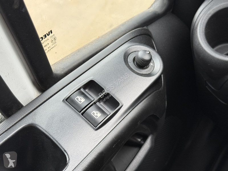 Bedrijfswagen Iveco 35S15 3.0 L4 Open laadbak...