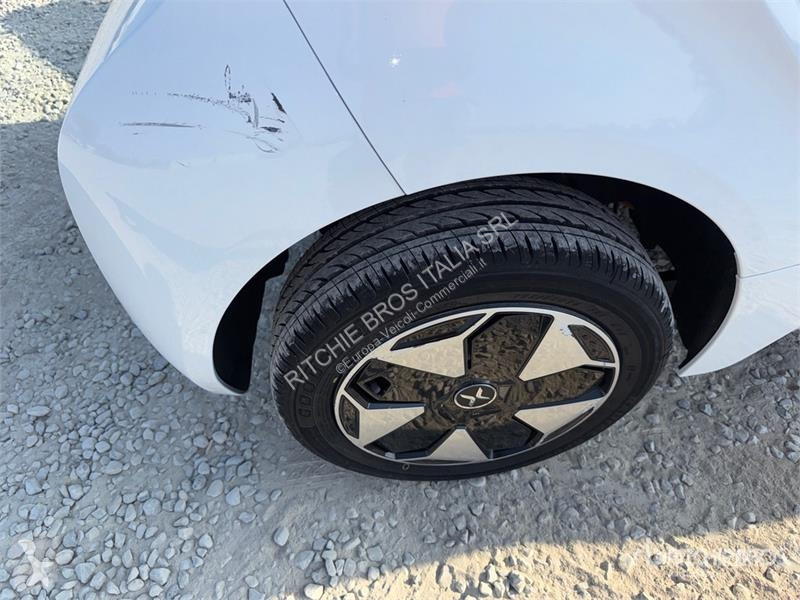 Лекотоварен автомобил  XEV Yoyo