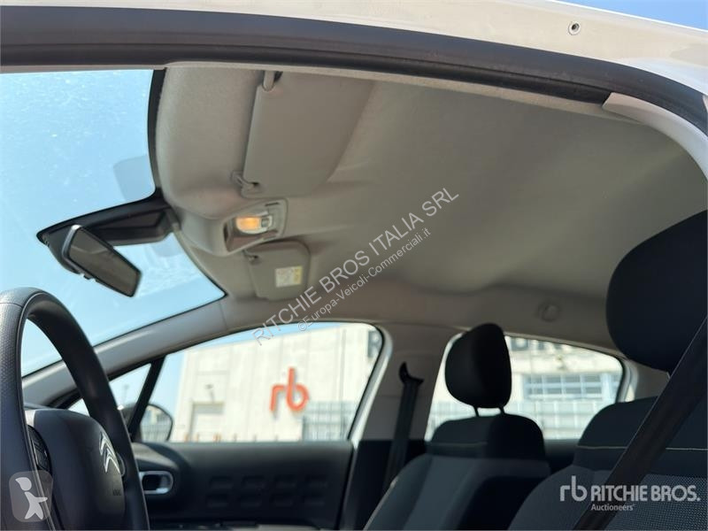 Комерційні автомобілі Citroën C3