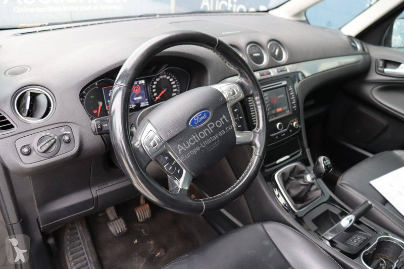 Furgoneta Ford