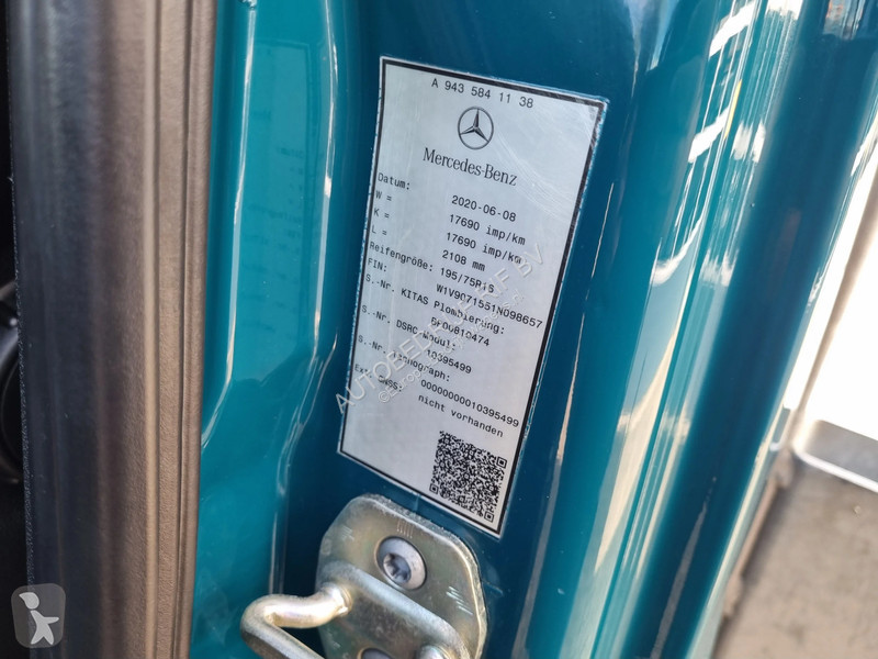 Комерційні автомобілі Mercedes 516 CDI Open...