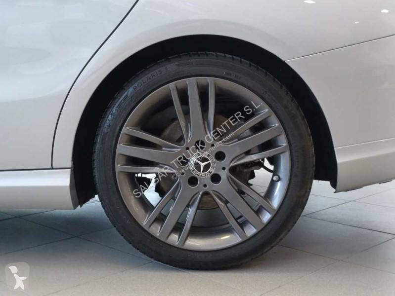 Furgoneta Mercedes