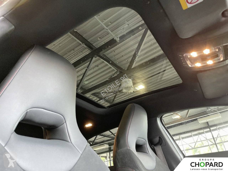 Лекотоварен автомобил Mercedes Classe A 250 e...