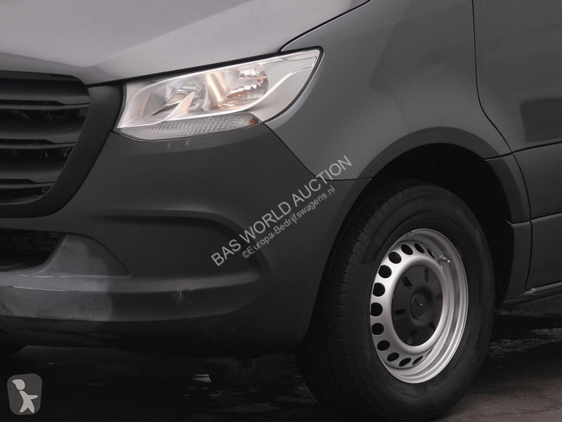 Лекотоварен автомобил Mercedes 314 CDI