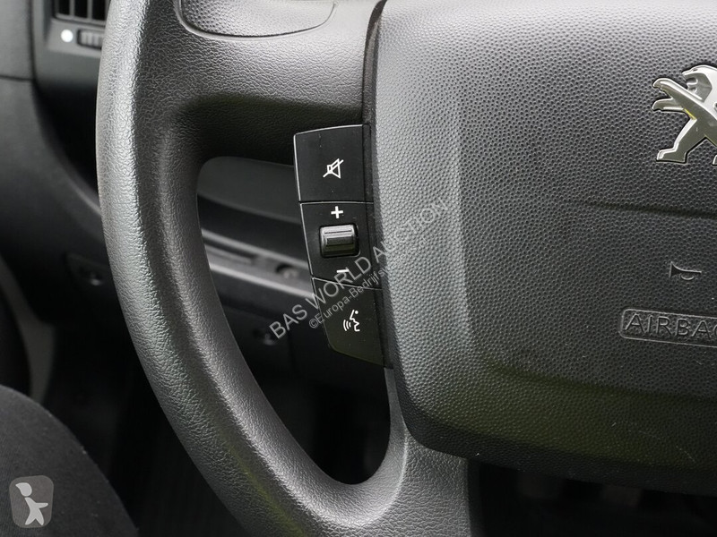 Furgoneta Peugeot 140PK