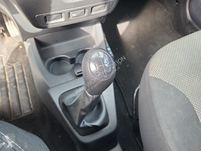 Furgoneta Dacia 75PK