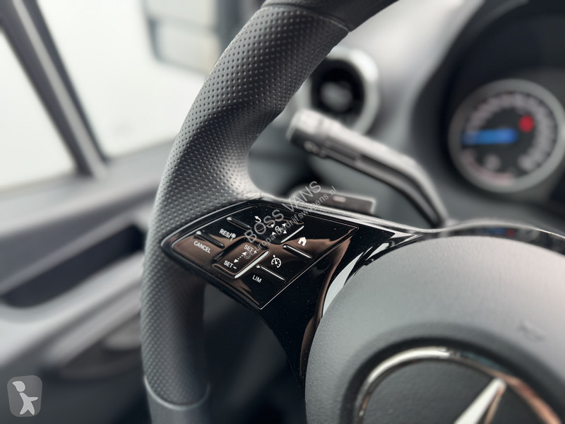 Лекотоварен автомобил Mercedes 314 Pro 81kWh...