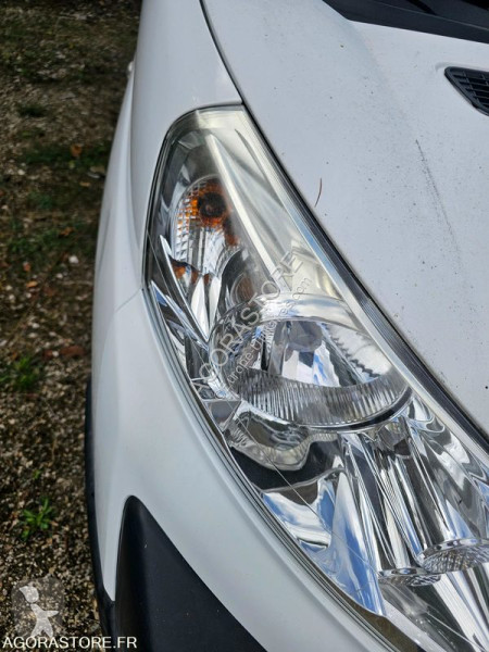 Лекотоварен автомобил Peugeot