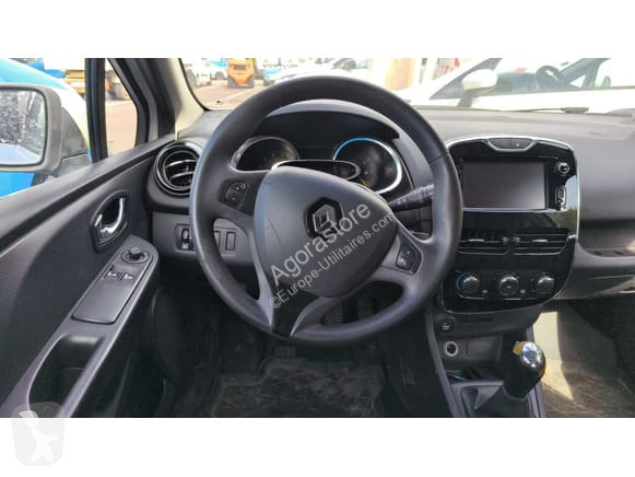 Лекотоварен автомобил Renault CLIO