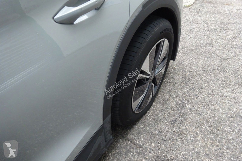 Лекотоварен автомобил Skoda ELROQ 60 204 BVA