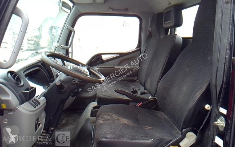 Furgoneta Fuso