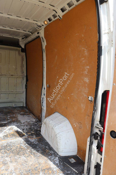 Peugeot  van