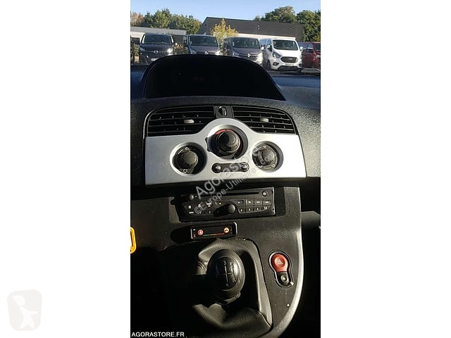 Коммерческий автомобиль