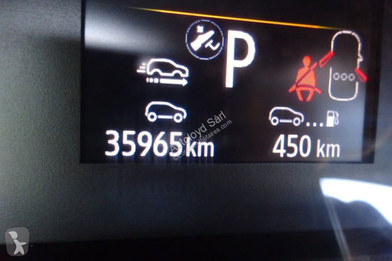 Коммерческий автомобиль Renault ARKANA 1,3 TCE...