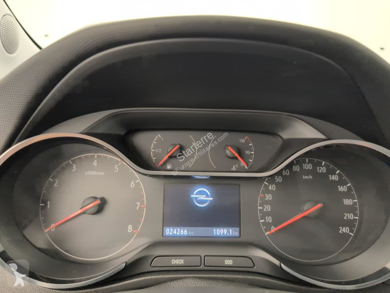 Véhicule utilitaire Opel