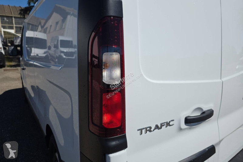 Véhicule utilitaire Renault  TRAFIC FOURGON